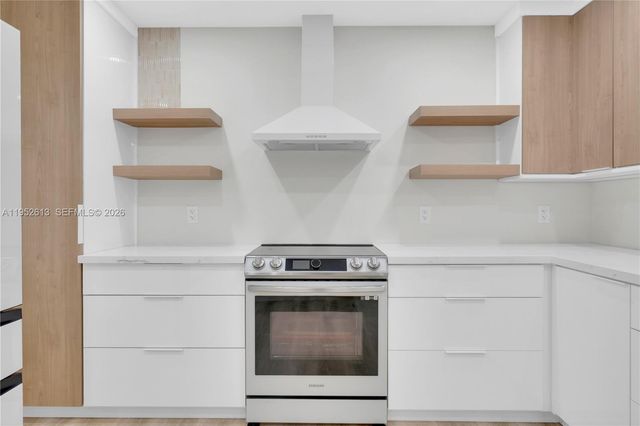 14265 SW 105th Ct, Miami, FL 33176