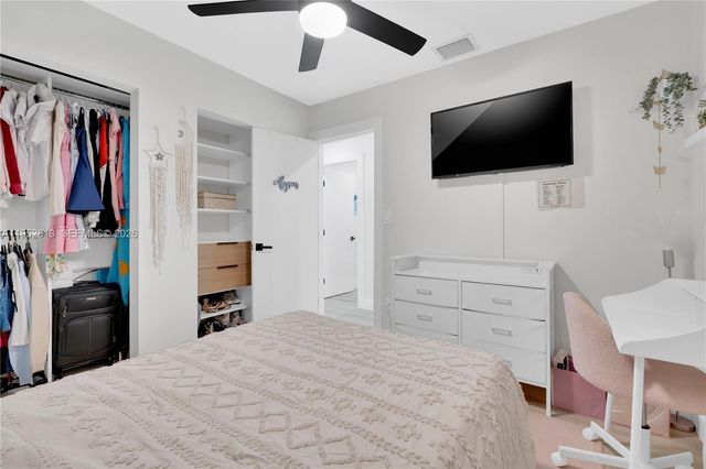 14265 SW 105th Ct, Miami, FL 33176