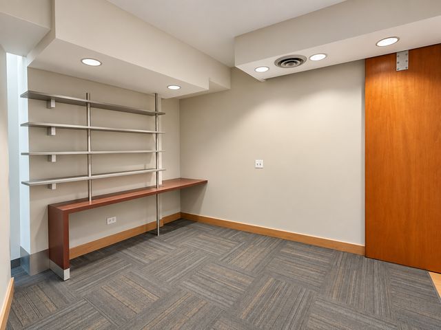 1311 E 57th Street, Chicago, IL 60637