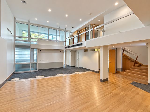 1311 E 57th Street, Chicago, IL 60637