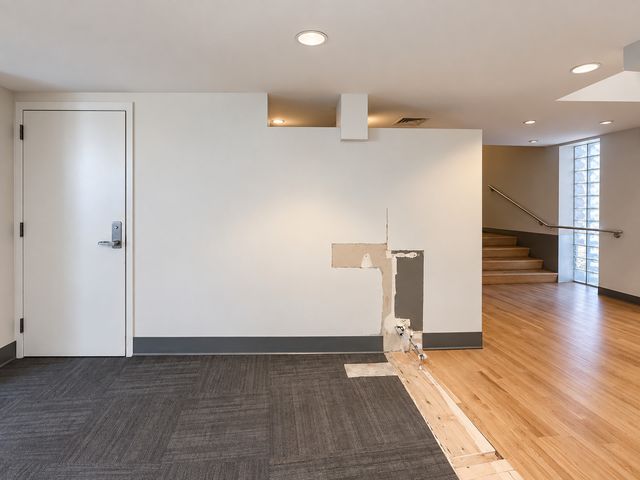 1311 E 57th Street, Chicago, IL 60637
