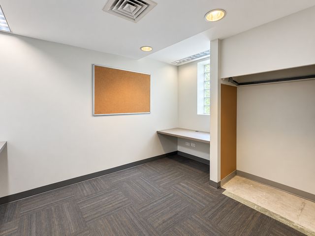 1311 E 57th Street, Chicago, IL 60637