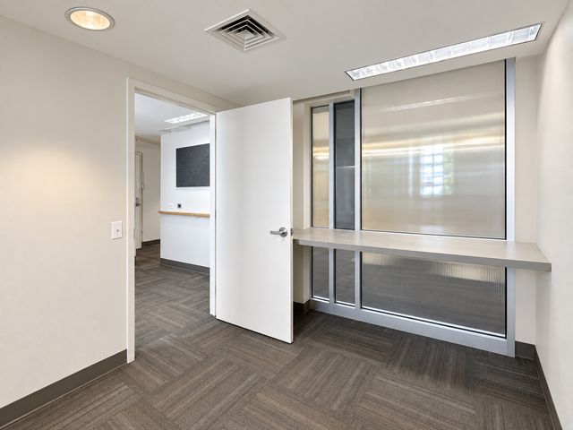 1311 E 57th Street, Chicago, IL 60637
