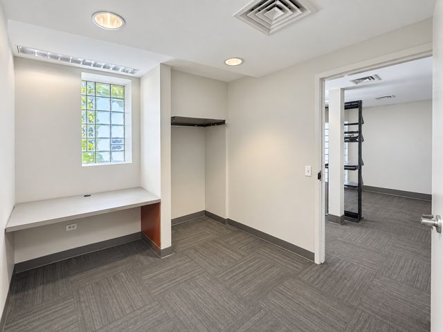 1311 E 57th Street, Chicago, IL 60637