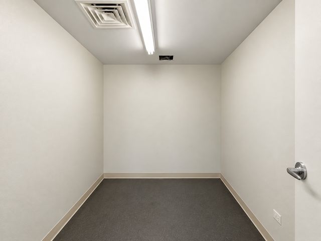 1311 E 57th Street, Chicago, IL 60637
