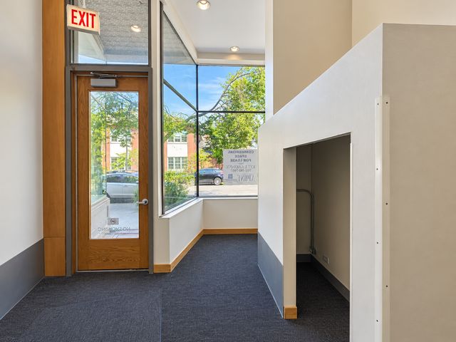 1311 E 57th Street, Chicago, IL 60637