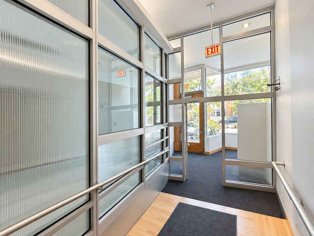 1311 E 57th Street, Chicago, IL 60637