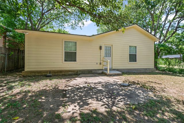 3118 Ross Avenue, Fort Worth, TX 76106