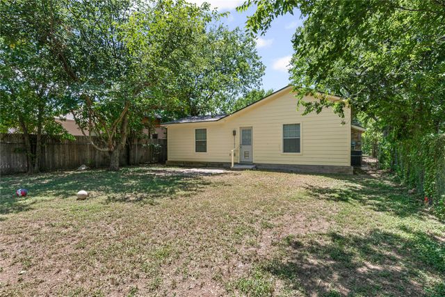 3118 Ross Avenue, Fort Worth, TX 76106