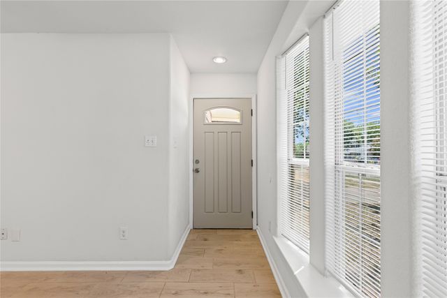 3118 Ross Avenue, Fort Worth, TX 76106
