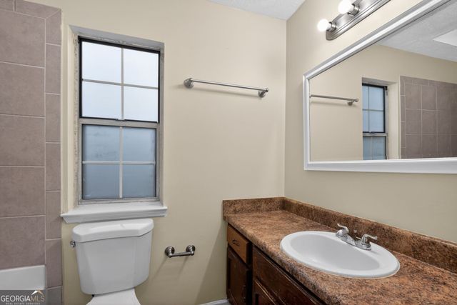 3807 Valpariso Circle, Decatur, GA 30034