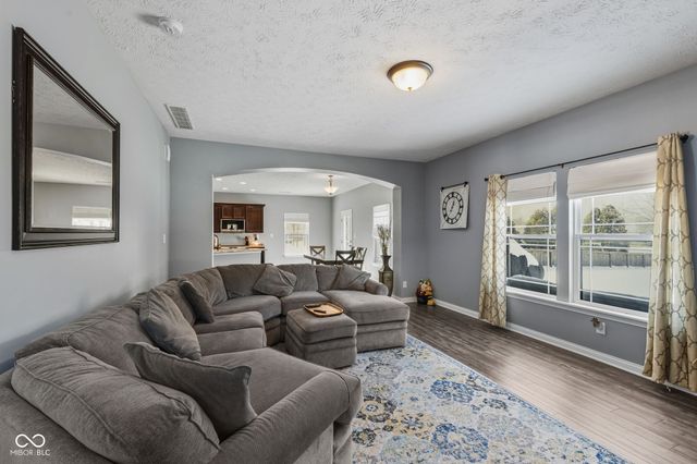 7158 Lakeland Trails Boulevard, Indianapolis, IN 46259