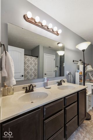 7158 Lakeland Trails Boulevard, Indianapolis, IN 46259