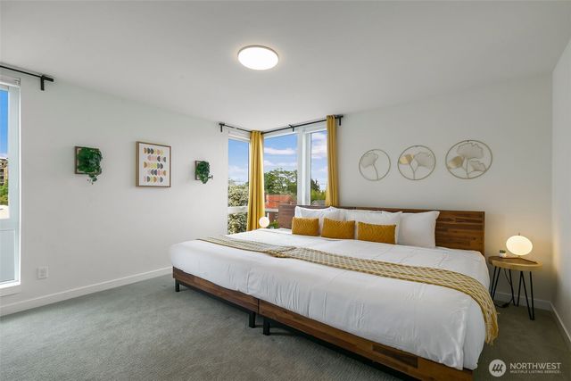 1645 22nd Avenue, Seattle, WA 98122
