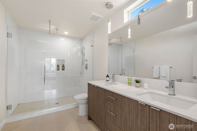 1645 22nd Avenue, Seattle, WA 98122