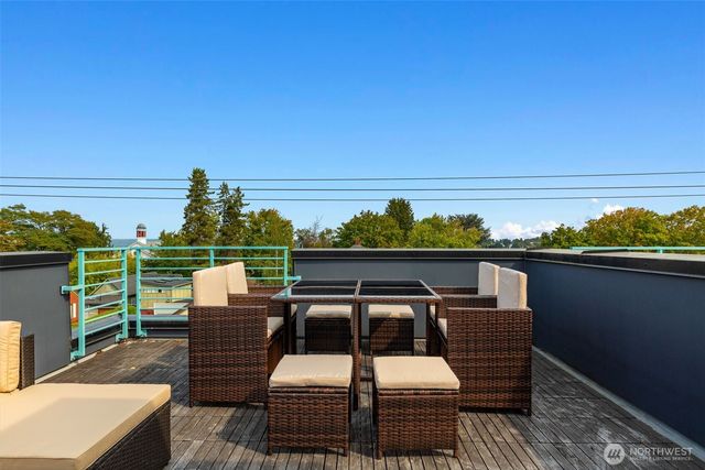 1645 22nd Avenue, Seattle, WA 98122