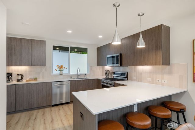 1645 22nd Avenue, Seattle, WA 98122