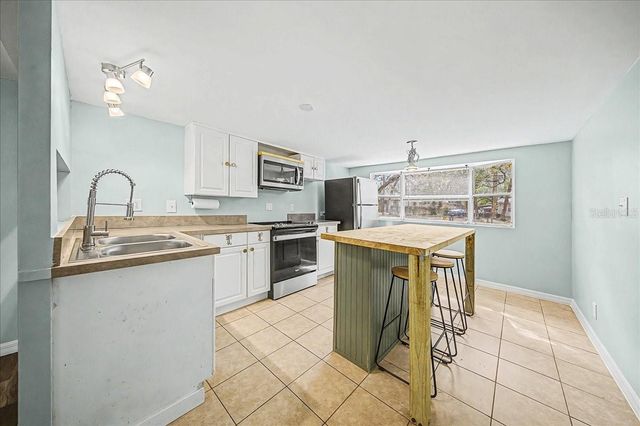 16789 SE 8TH PLACE, Silver Springs, FL 34488