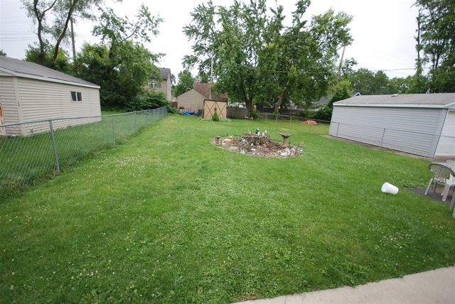 1620 E Meyers Avenue, Hazel Park, MI 48030