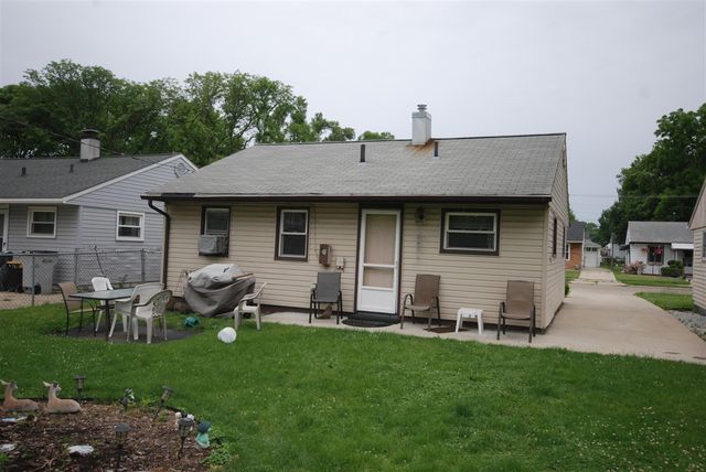 1620 E Meyers Avenue, Hazel Park, MI 48030