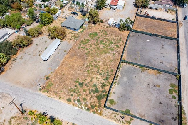 608 E Santa Fe, San Bernardino, CA 92408