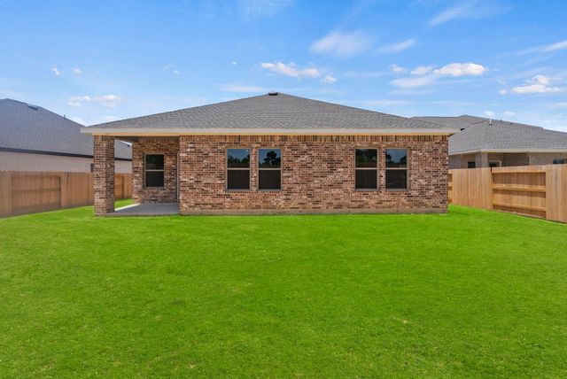 6718 Pebble Bluff Court, Cove, TX 77523