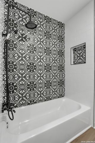 2718 Old Field Dr Apt 803, San Antonio, TX 78247