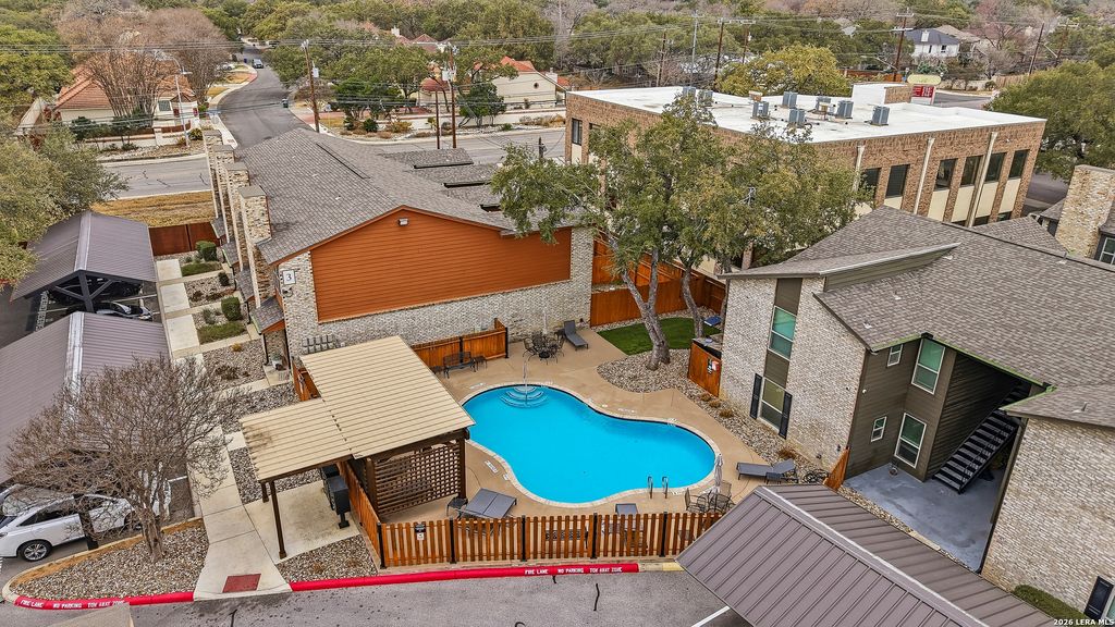 2718 Old Field Dr Apt 803, San Antonio, TX 78247