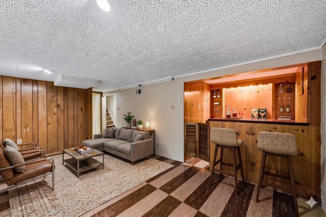 N56W5543 Sunnyside LANE, Cedarburg, WI 53012