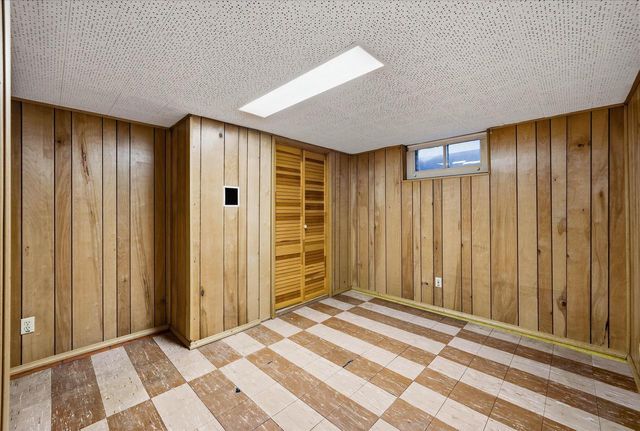 N56W5543 Sunnyside LANE, Cedarburg, WI 53012