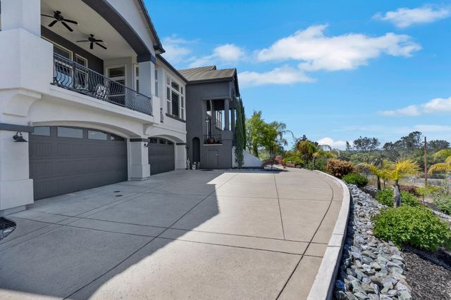 6223 Barrington Hills, Rocklin, CA 95677