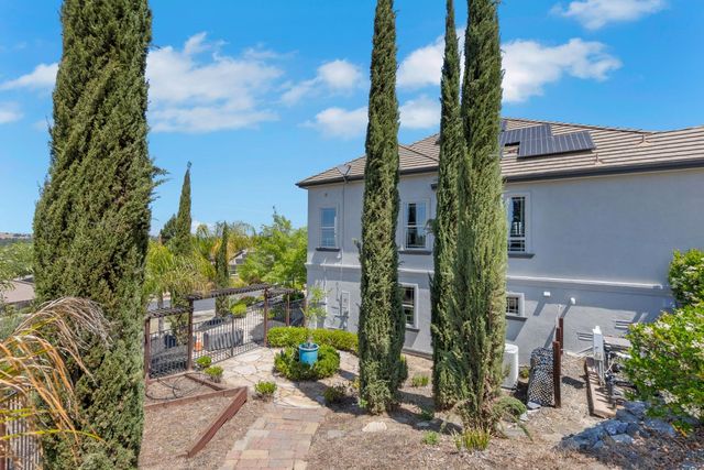 6223 Barrington Hills, Rocklin, CA 95677