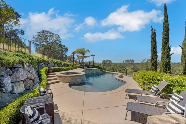 6223 Barrington Hills, Rocklin, CA 95677