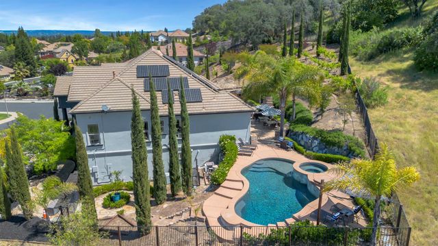6223 Barrington Hills, Rocklin, CA 95677