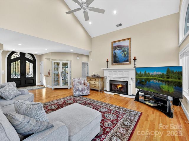 21300 Carina Lane, Cornelius, NC 28031