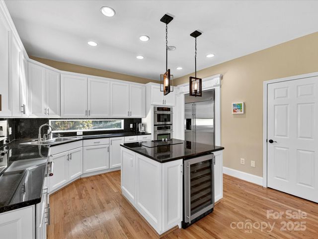 21300 Carina Lane, Cornelius, NC 28031