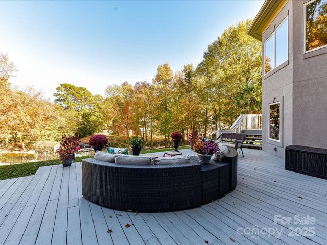 21300 Carina Lane, Cornelius, NC 28031