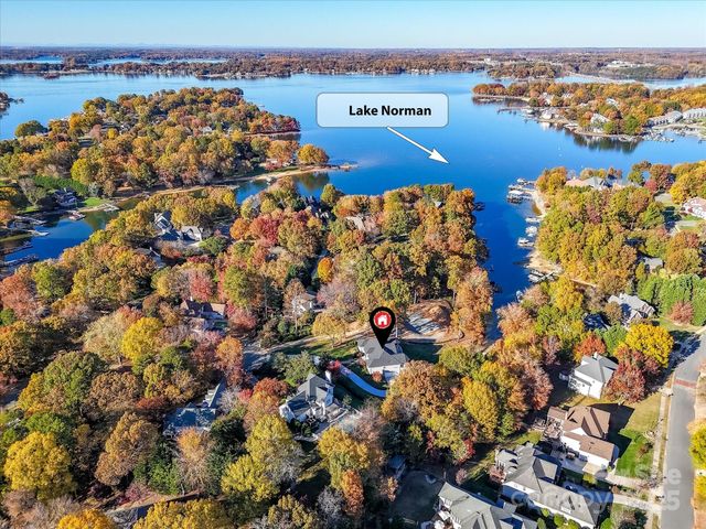 21300 Carina Lane, Cornelius, NC 28031