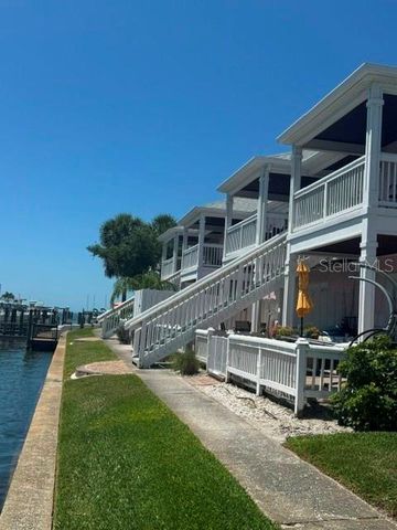 5156 BEACH DRIVE SE C, St Petersburg, FL 33705