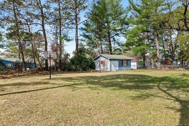 5823 Fairway Drive, Hope Mills, NC 28348