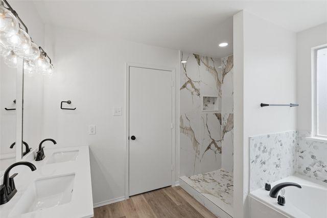 7104 Starwood Drive, Fort Worth, TX 76137