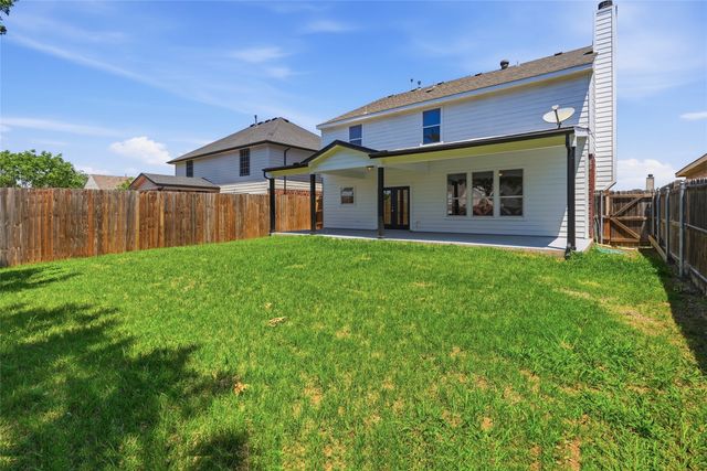 7104 Starwood Drive, Fort Worth, TX 76137