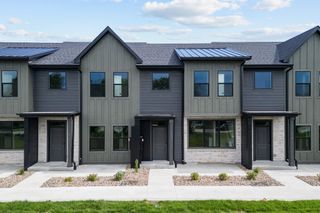 917 Percheron Lane, Norwalk, IA 50211