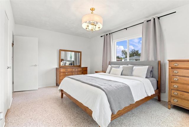 4100 18TH AVENUE N, St Petersburg, FL 33713
