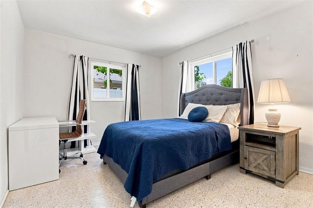 4100 18TH AVENUE N, St Petersburg, FL 33713