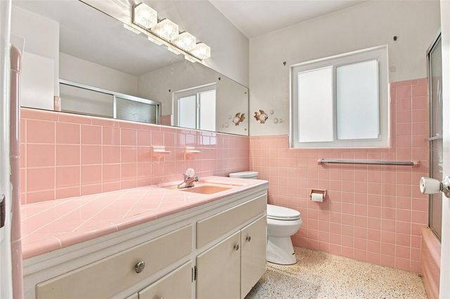 4100 18TH AVENUE N, St Petersburg, FL 33713