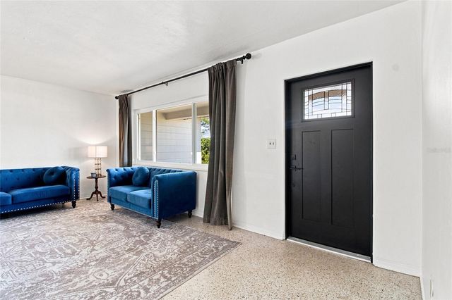4100 18TH AVENUE N, St Petersburg, FL 33713