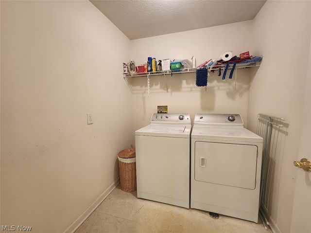 5227 Redford Drive, Brunswick, OH 44212