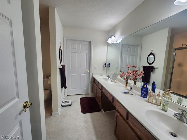 5227 Redford Drive, Brunswick, OH 44212