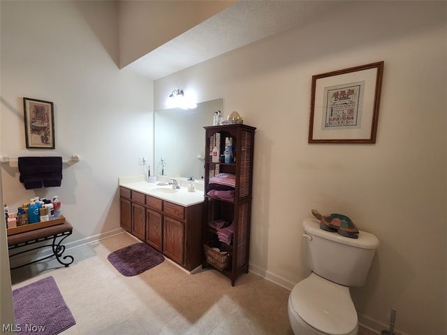 5227 Redford Drive, Brunswick, OH 44212